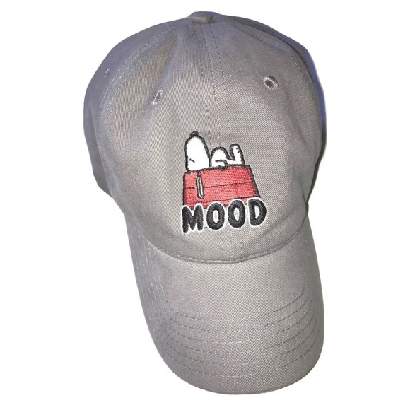 snoopy mood hat